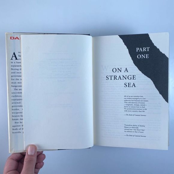 2/$30 - Dark Rivers of the Heart by Dean Koontz - Picture 8 of 15